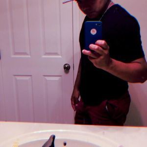 Meet your Posher, Adan